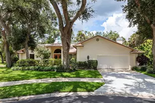 1622 Oak Cir S, Sarasota, FL 34232 - Photo 1