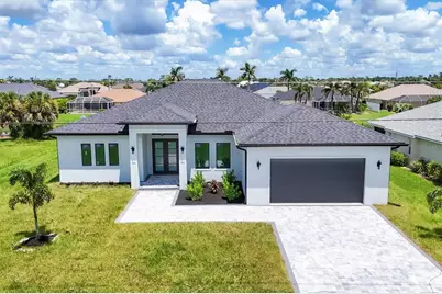 79 Medalist Road, Rotonda West, FL 33947 - Photo 1