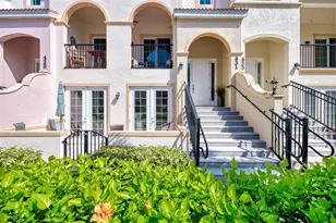 431 Nokomis Ave S, Venice, FL 34285 - Photo 1