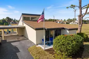 702 White Pine Tree Rd, Venice, FL 34285 - Photo 1