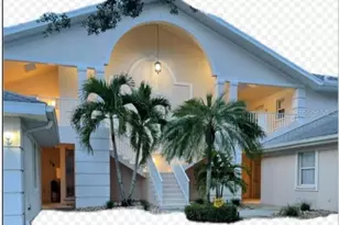 7266 Eleanor Cir, Sarasota, FL 34243 - Photo 1