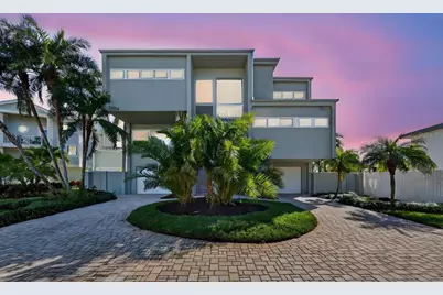 5840 Balao Way S, Saint Pete Beach, FL 33706 - Photo 1