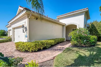 11401 Okaloosa Drive, Venice, FL 34293 - Photo 1