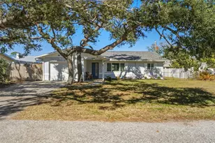 930 Royal Rd, Venice, FL 34293 - Photo 1