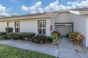 1027 Capri Isles Blvd, Venice, FL 34292 - Photo 1