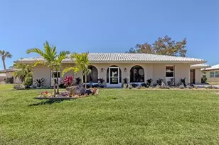 511 Rubens Dr, Nokomis, FL 34275 - Photo 1