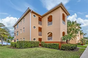 121 N Auburn Rd, Venice, FL 34292 - Photo 1