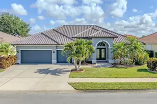 715 Thistle Lake Dr, Venice, FL 34293 - Photo 1