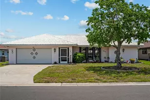 1619 E Cypress Point Dr, Venice, FL 34293 - Photo 1
