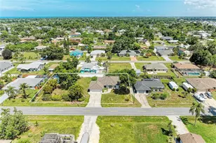 262 Palmetto Dr, Venice, FL 34293 - Photo 1