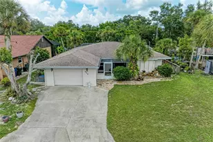 523 Casas Bonitas Dr, Nokomis, FL 34275 - Photo 1