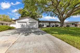 1238 Waterside Ln, Venice, FL 34285 - Photo 1