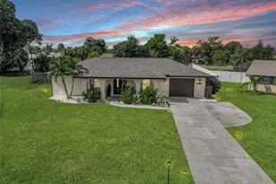 233 Malvern Dr, Venice, FL 34293 - Photo 1