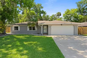 909 Bentwood Ln, Port Orange, FL 32127 - Photo 1