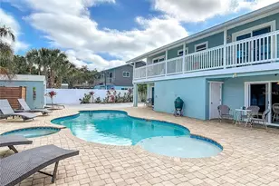 910 Maple St, New Smyrna Beach, FL 32169 - Photo 1