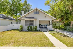 402 N Orange St, New Smyrna Beach, FL 32168 - Photo 1