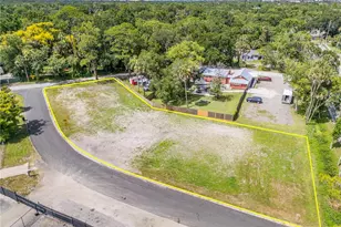 1005 Canal St, New Smyrna Beach, FL 32168 - Photo 1