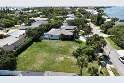 1315 N Peninsula Avenue, New Smyrna Beach, FL 32169 - Photo 1