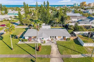905 N Peninsula Ave, New Smyrna Beach, FL 32169 - Photo 1