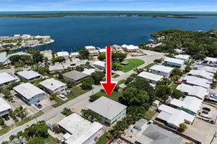 417 3rd St, Key Largo, FL 33037 - Photo 1
