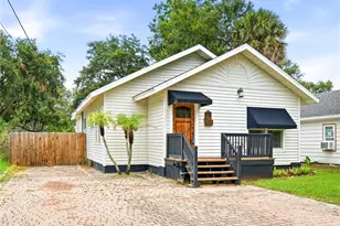813 Live Oak St, New Smyrna Beach, FL 32168 - Photo 1