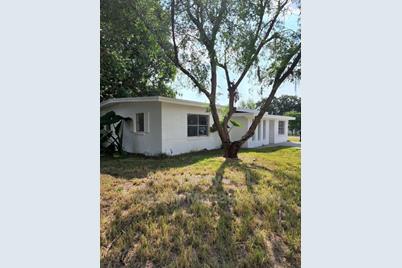 1730 W Grant Street, Orlando, FL 32805 - Photo 1