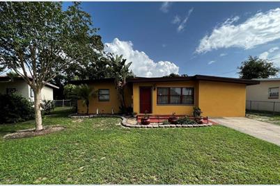 6200 W Ridgewood Ave, Orlando, FL 32835 - Photo 1