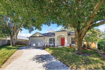 2032 Hedgerow Circle, Ocoee, FL 34761 - Photo 1