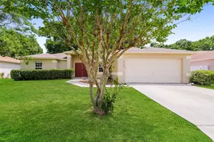 8125 Oakhurst Blvd, Lakeland, FL 33810 - Photo 1
