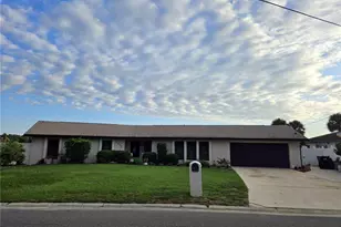 887 W Lake Holden Point, Orlando, FL 32805 - Photo 1