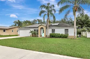 1053 E Hancock Dr, Deltona, FL 32725 - Photo 1