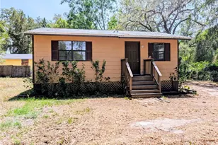 19942 SE 155th Pl, Umatilla, FL 32784 - Photo 1