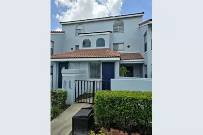 4826 Marks Terrace #389, Orlando, FL 32811 - Photo 1