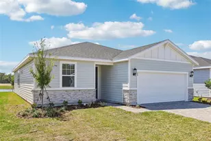 25 Ararat Dr, Palm Coast, FL 32137 - Photo 1