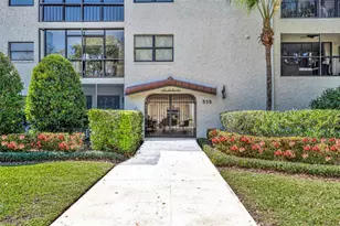535 N Interlachen Ave, Winter Park, FL 32789 - Photo 1