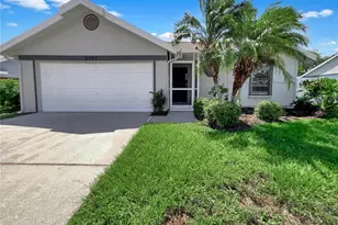 3527 65th Ave Cir E, Sarasota, FL 34243 - Photo 1