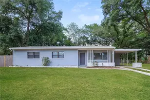 410 W Crystal Dr, Sanford, FL 32773 - Photo 1