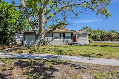 3645 6th Street S, Saint Petersburg, FL 33705 - Photo 1