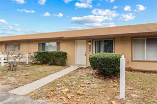 459 W Rosewood Ln, Tavares, FL 32778 - Photo 1