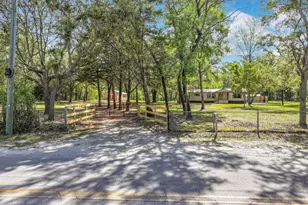 7951 NE 120 Ave, Bronson, FL 32621 - Photo 1