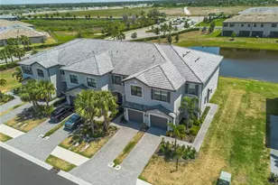 15242 Sunny Day Dr, Bradenton, FL 34211 - Photo 1