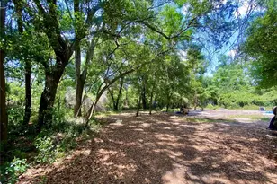 910 S Lake Pleasant Rd, Apopka, FL 32703 - Photo 1