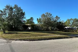 1924 31st St, Sarasota, FL 34234 - Photo 1