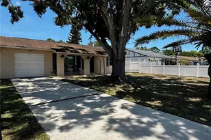 13122 Cumberland Dr, Largo, FL 33773 - Photo 1