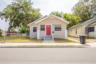 1424 14th Street S, Saint Petersburg, FL 33705 - Photo 1