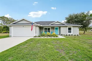 38 Malauka Dr, Ocklawaha, FL 32179 - Photo 1