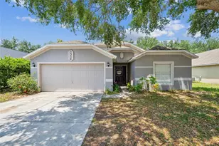 2354 Barons Ct, Tavares, FL 32778 - Photo 1