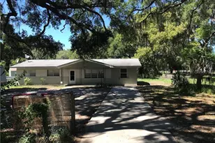 4922 Thonotosassa Rd, Plant City, FL 33565 - Photo 1
