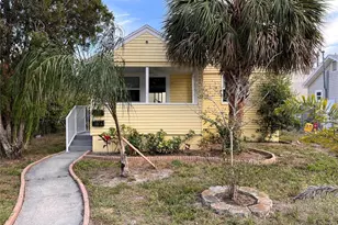 1834 28th Ave N, Saint Petersburg, FL 33713 - Photo 1