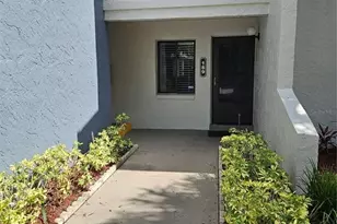 2 Escondido Cir, Altamonte Springs, FL 32701 - Photo 1